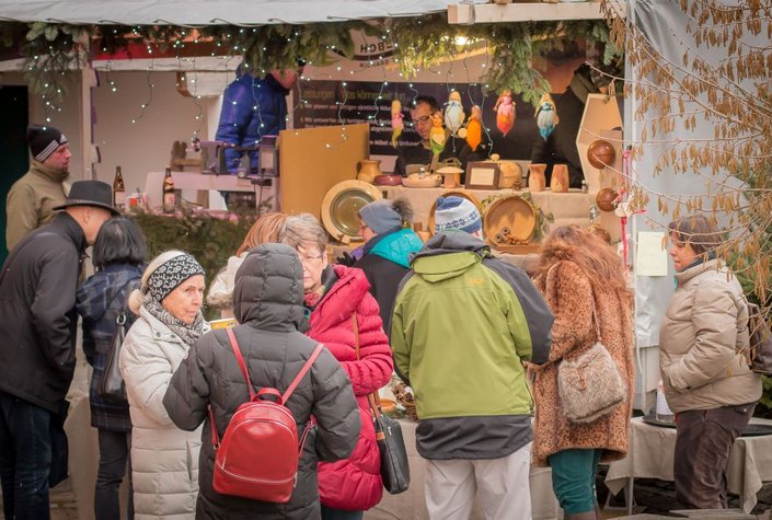 Schräger Advent in Schönberg am Kamp