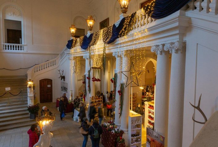 Adventmarkt im Schloss Eckartsau