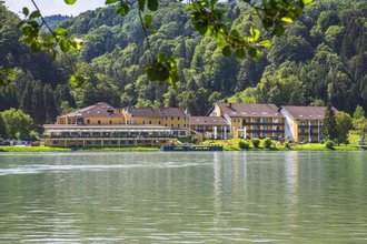 Ihr Hotel in einzigartiger Lage an der Schlögener Schlinge, einer 180...