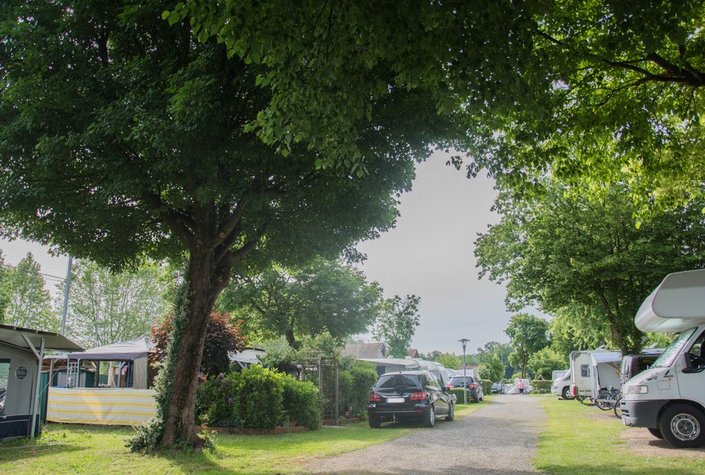 Weinland Camping Naturbadesee Gleinstätten