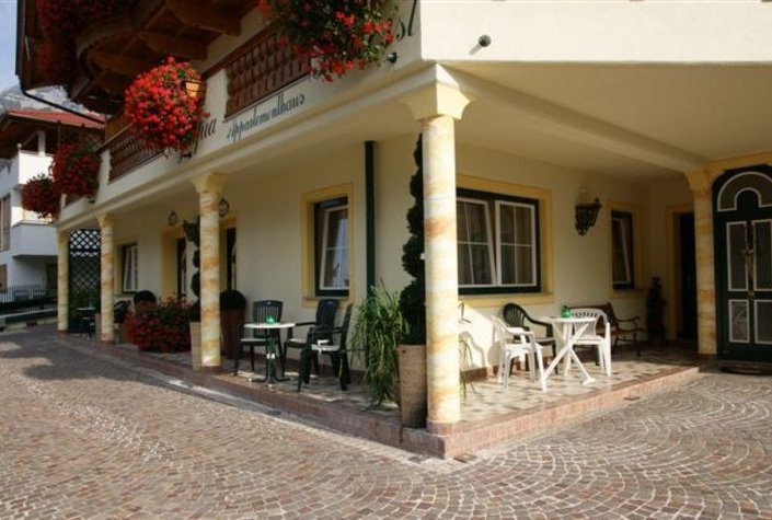 Appartementhaus Olympia Schlössl