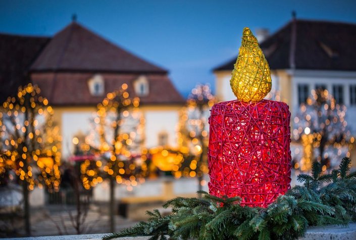 Weihnachtsmarkt auf Schloss Hof