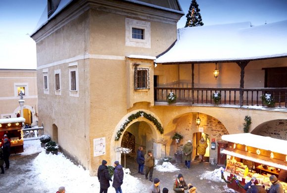 Christkindlmarkt auf der Rosenburg
