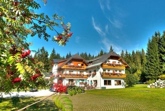 Willkommen im malerischen Natur- und Alpengasthof Fichtenheim, der...