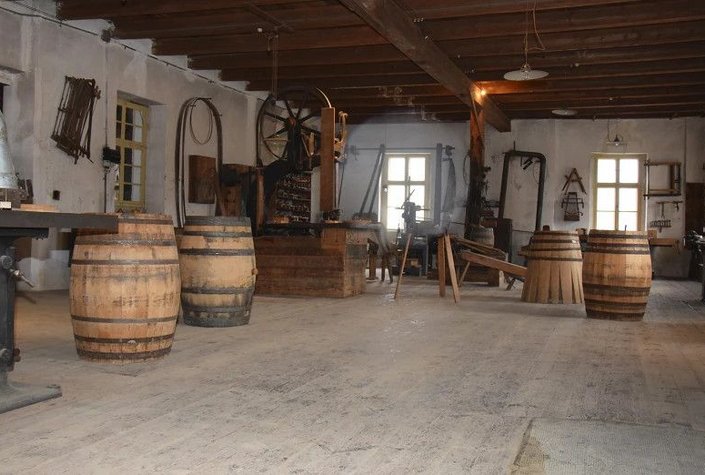 Weinbau- & Fassbindereimuseum Straß