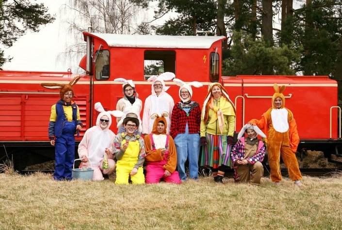 Osterhasenzüge in Heidenreichstein