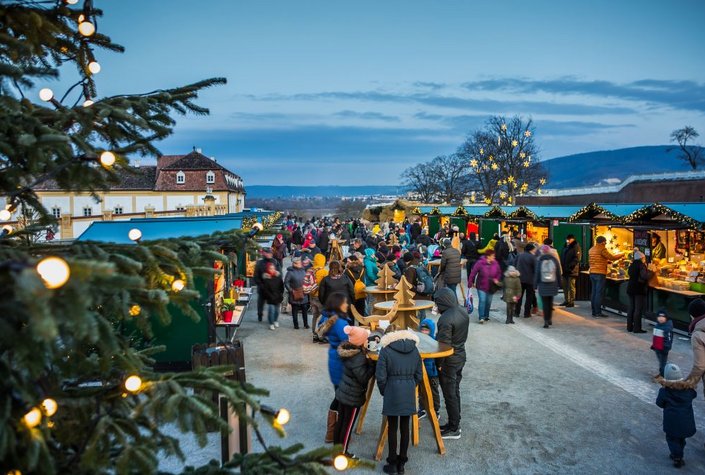 Weihnachtsmarkt auf Schloss Hof