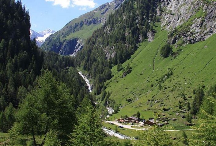 Almgasthaus IslitzerAlm: Bewirtschaftete Hütte - Ausflugsziel ...
