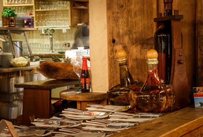 Pizzeria "La Strada"
