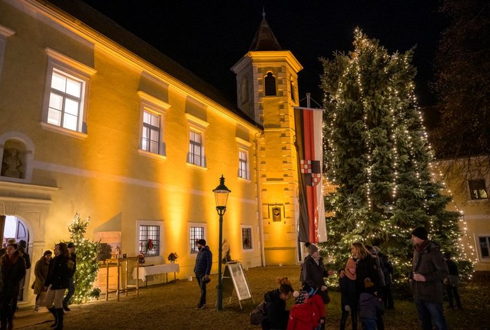 Atzenbrugger Advent auf Schloss Atzenbrugg
