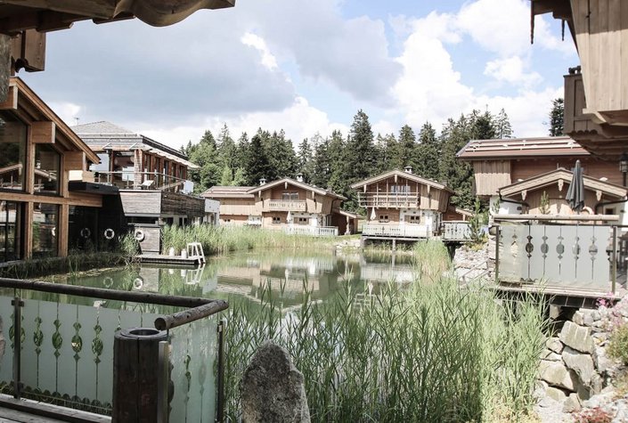 INNs HOLZ Natur- & Vitalhotel****s und Chaletdorf
