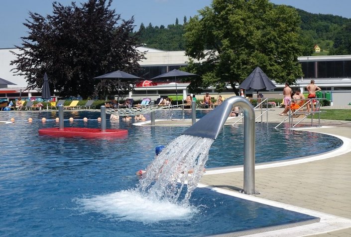 Hallen- und Freibad Feldbach