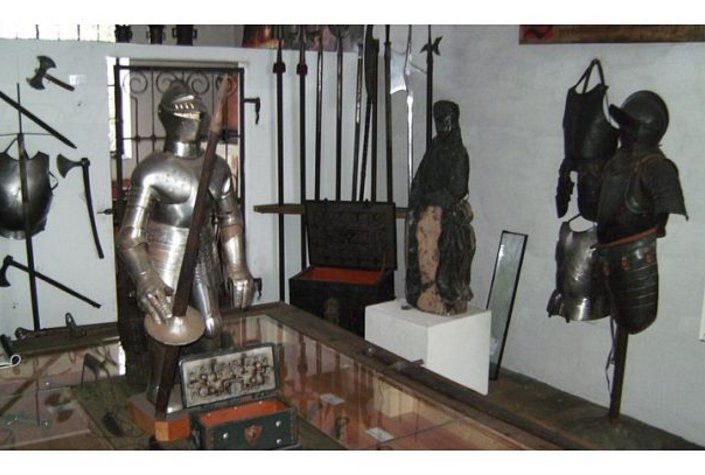 Schwertschmiede und Harnischmacherei Schmidberger