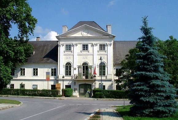 Schloss Potzneusiedl
