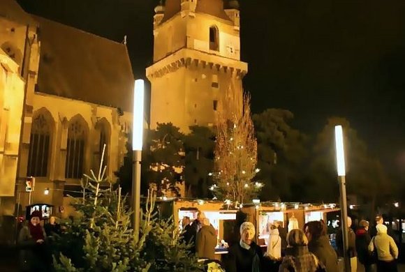 Perchtoldsdorfer Weihnachtsmarkt am Kirchenbergl