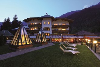 Willkommen im 4-Sterne-Hotel Waldhof, wo Sie unvergessliche Tage in...