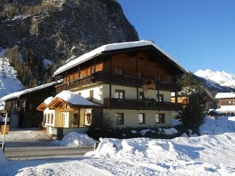 Unsere familiengeführte Frühstückspension "Ponholzerhof" mit...