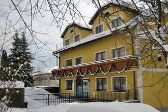 Das 3-Sterne-Hotel in Gablitz liegt nur 5 km vom Stadtrand Wiens...