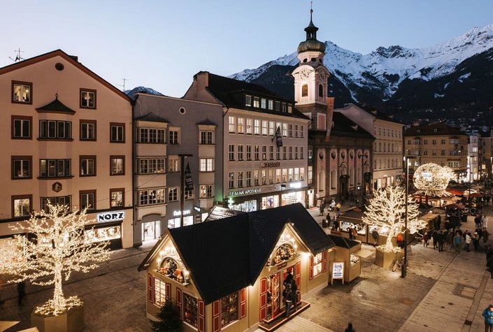 Christkindlmarkt Maria-Theresien-Strasse