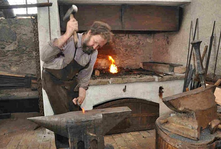 Schwertschmiede und Harnischmacherei Schmidberger