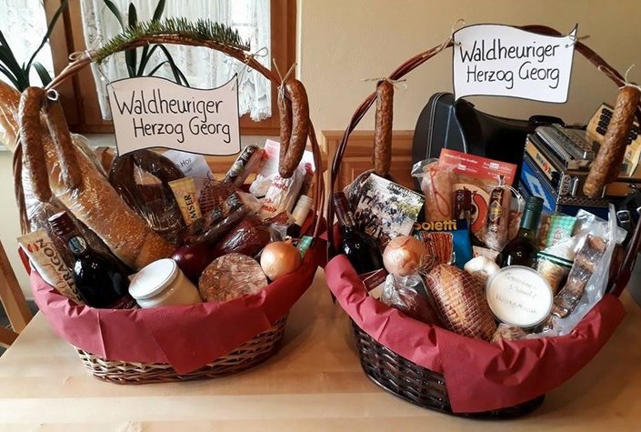 Winzer Herzog Georg & Waldheuriger