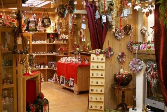 Traditioneller Weihnachtsmarkt der Behindertenwerkstätte Ternitz