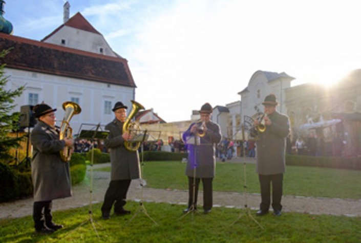 Ennser Adventmarkt im Schloss Ennsegg