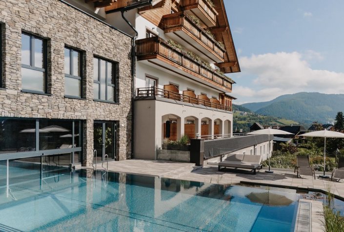 Almgut Mountain Wellness Hotel